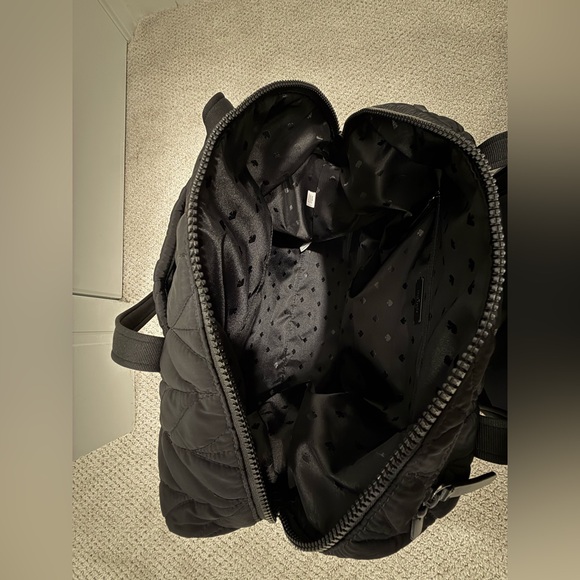 Kate Spade Ellie weekender bag like new! - Picture 7 of 7